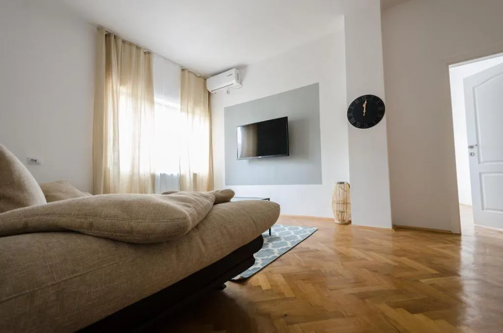 Stylized And Modern Apartment In Bucarest 0*,  Roumanie